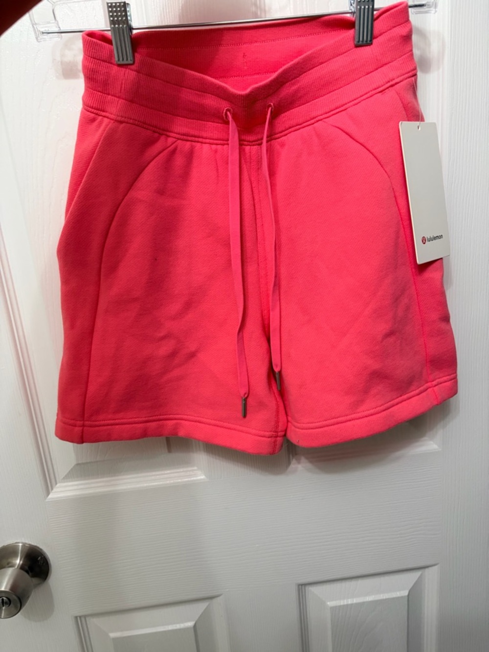 Lululemon Scuba High-Rise Shorts 5” | Size 2